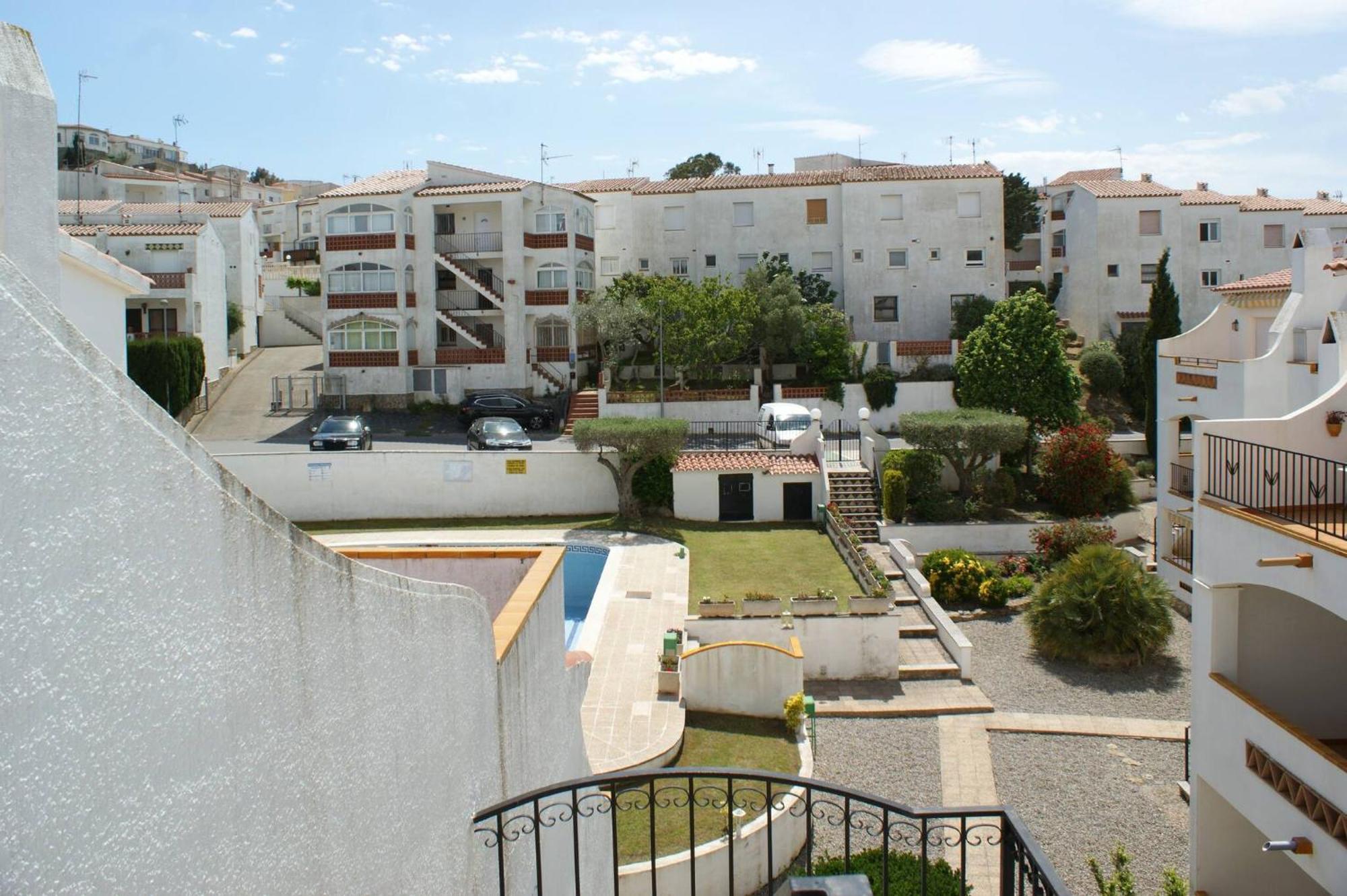 Apartamento En Roses Parking Y Piscina Comunitaria Exterior photo