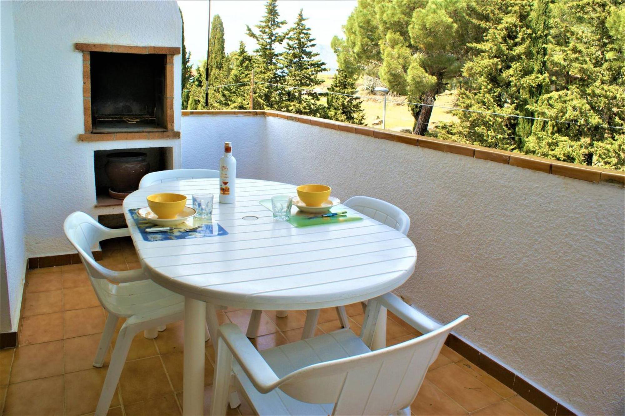Apartamento En Roses Parking Y Piscina Comunitaria Exterior photo