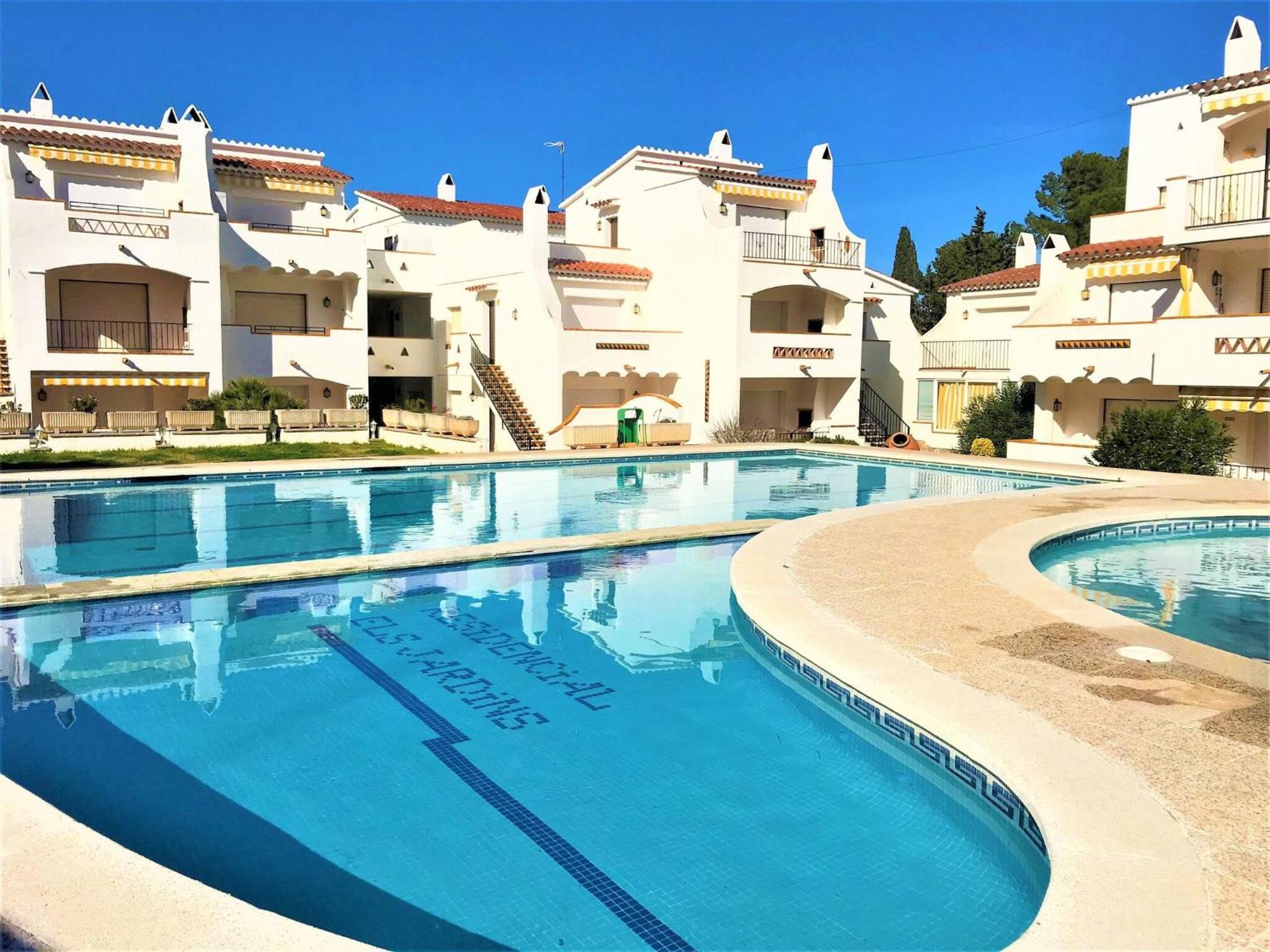 Apartamento En Roses Parking Y Piscina Comunitaria Exterior photo