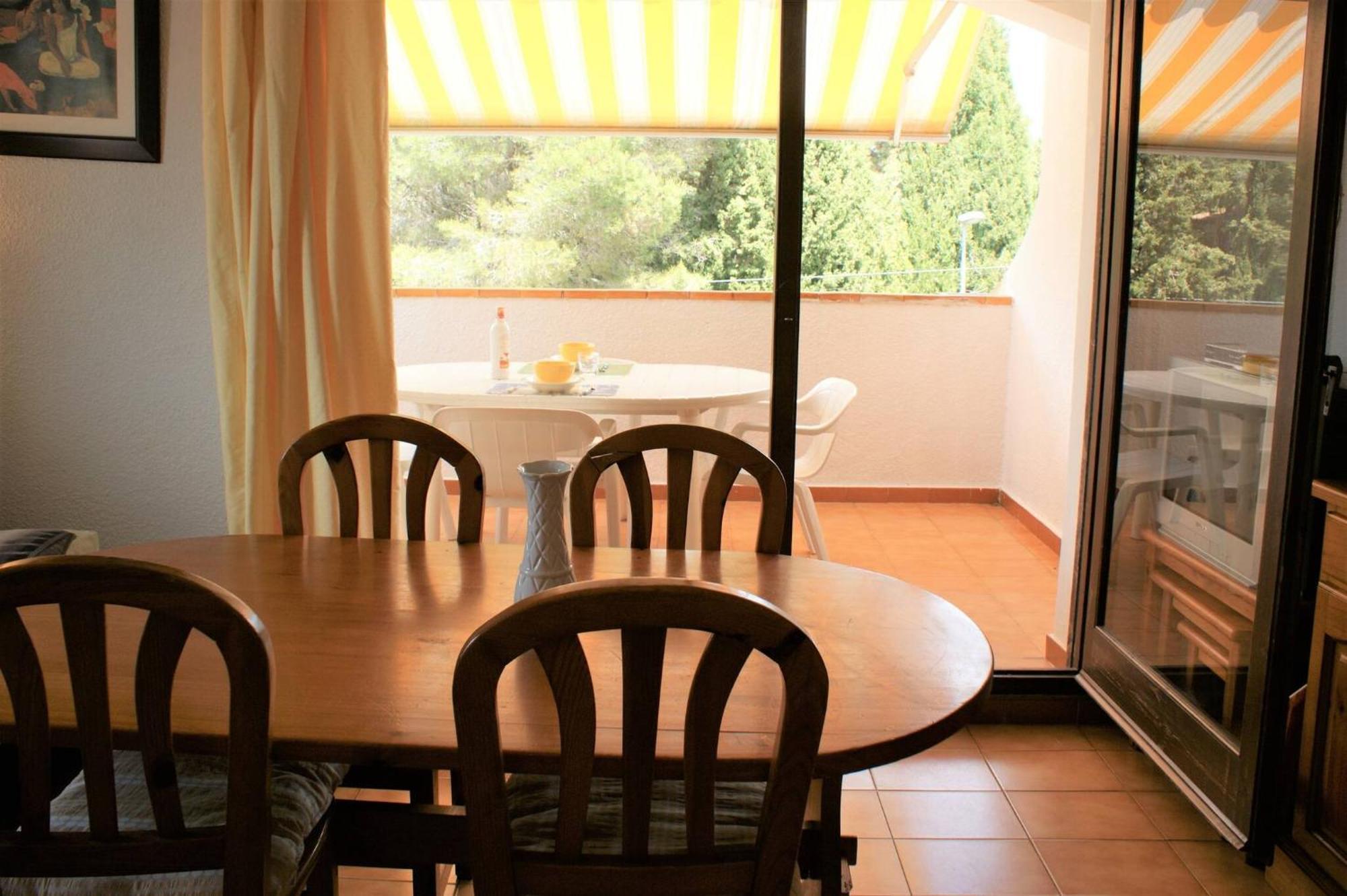 Apartamento En Roses Parking Y Piscina Comunitaria Exterior photo
